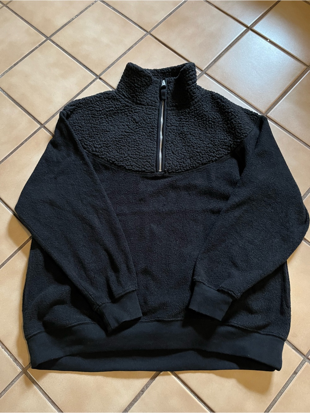 aerie Black oversized sweatshirt with Back Zip